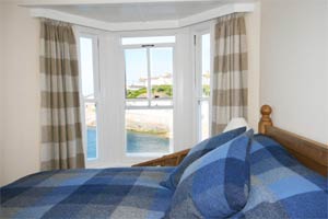 6 Bay View Terrace - Double Bedroom
