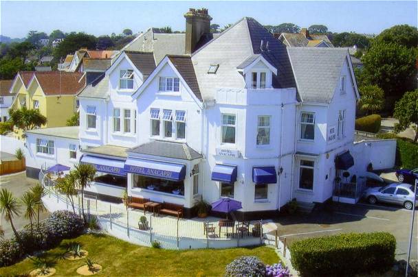 Anacapri B&b stays in Falmouth