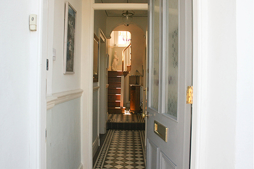 Annies by the Sea -Entrance Hallway - Holidays St Ives Cornwall