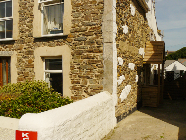 Holidays in Porthleven - Arrovean