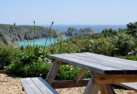 Holiday aopartment  Beachcomber Cyan PorthcurnoNear Lands End