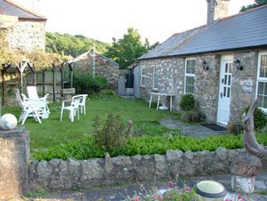 Bolenna Court - Bed and Breakfast and Self  Catering in Perranporth