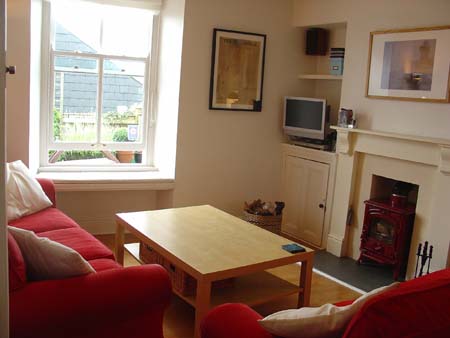 *Self catering Newlyn. Self   catering in Penzance Cornwall