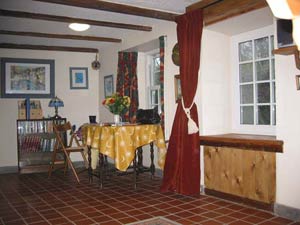 Chy-an-Heyl. Self Catering in St Erth,  Self Catering in Hayle