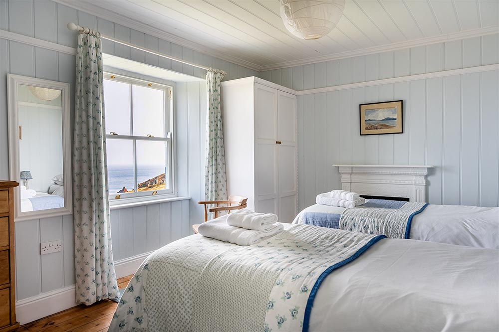 Twin bedroom with sea views at Chy Barnett holiday cottage, Zennor near St Ives