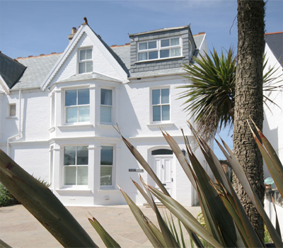 Self Catering Holiday Accommodation - Trevone Bay - Padstow