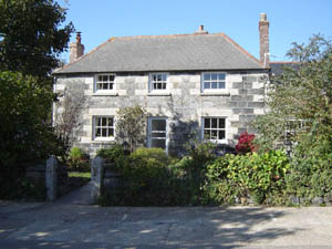 High levels of comfort assured in our delightful former farmhouse. Peaceful setting near quiet village with far-reaching views. Ample private parking. A warm welcome and cordial hospitality provides that special touch. 