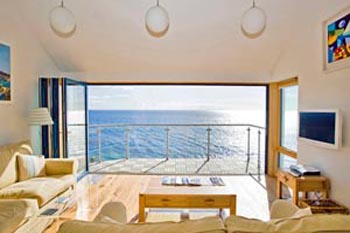 *Porthleven Holiday Cottages Holidays near Porthleven 