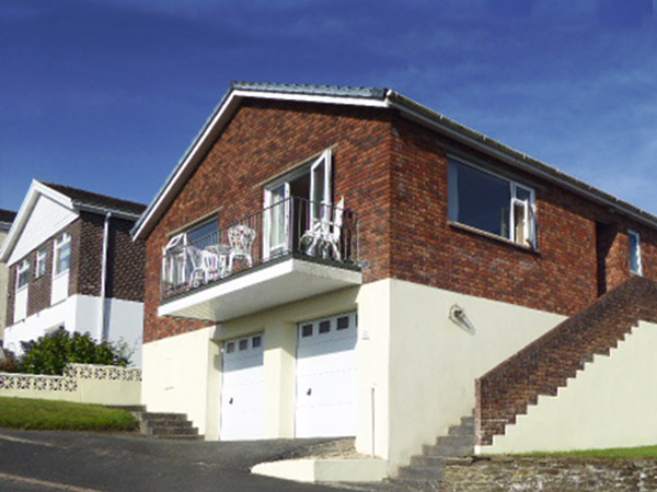Cornwall Holidays - Self catering Holiday Bungalow 
