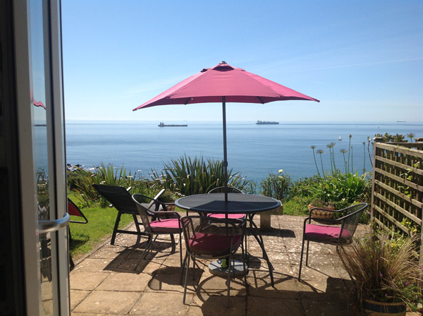 Tideswell @ Coverack Headland - Self catering 