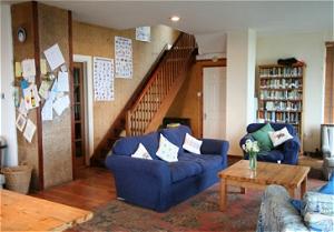 Craig Var LOunge