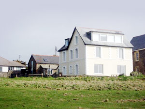 Craig Var & Chauffeur's Cottage Polzeath