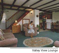 Valley View Lounge