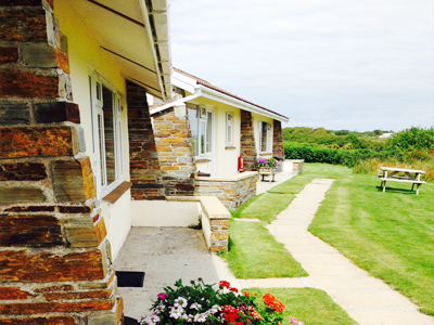 Delamere Bungalows Self Catering Holidays     Delabole     Self Catering 