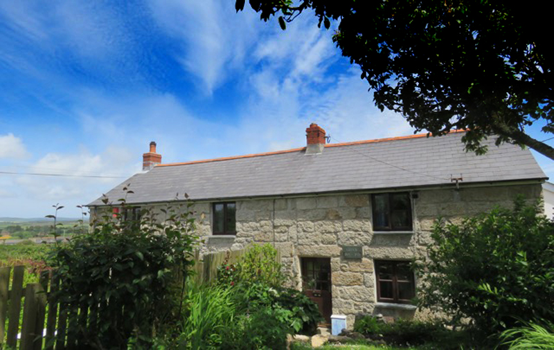 Holiday Cottage in Lamorna Cove - Dolphin Holiday Cottage - Lamorna Cove near Lands End