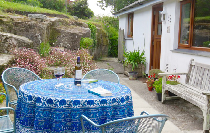 Dolphin Cottage Holiday Cottage In Lamorna Cove Sleeps 4