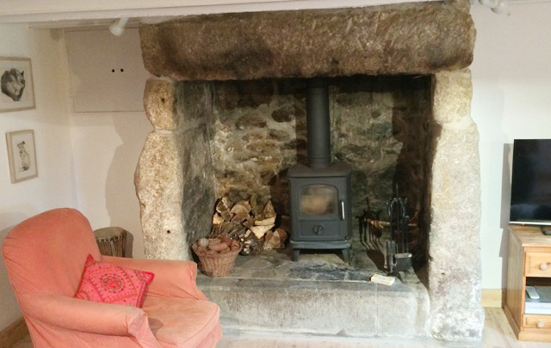 Holiday Cottage in Lamorna Cove - Dolphin Holiday Cottage - Lamorna Cove near Lands End