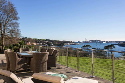 Falmouth Holiday Homes, Holiday Cottages located around the stunning and unspoilt Fal 
          River