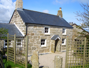 FERN COTTAGE, Traditional Holiday Cottage Land's End 
        Peninsula