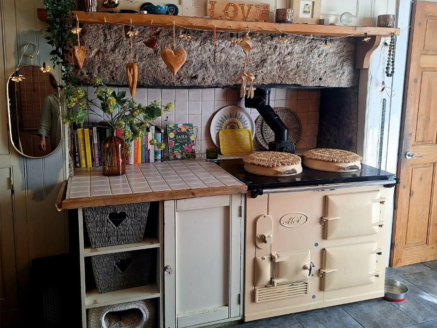 The Aga at Field House Bed and Breakfast Holiday Accommodation - Trewellard, Pendeen