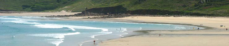  Self catering Holidays 
in Porthcurno
