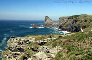 Cliff tops above Rocky Valley