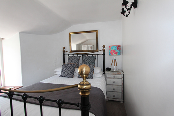 Main bedroom at Ginentonic Holiday Cottage in St Keverne - Lizard Peninsula -Lounge 