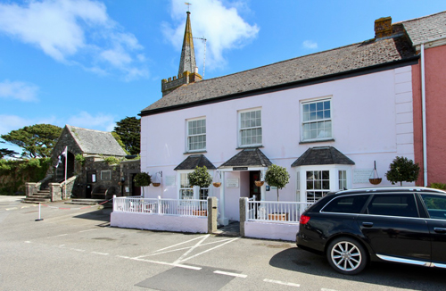 St Keverne Bed and Breakfast & Self-catering 
        Holiday Cottage - Lizard Peninsula