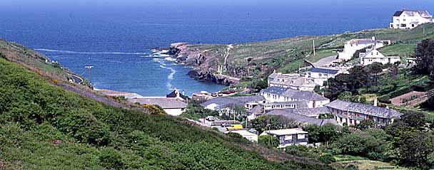 Self-catering holiday cottages on the North Cornish coast in the fishing hamlet of Port Gaverne, available all year, short breaks, ideal for walking and relaxing breaks