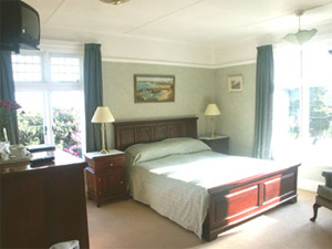 Gwyndra House Bed and Breakfast