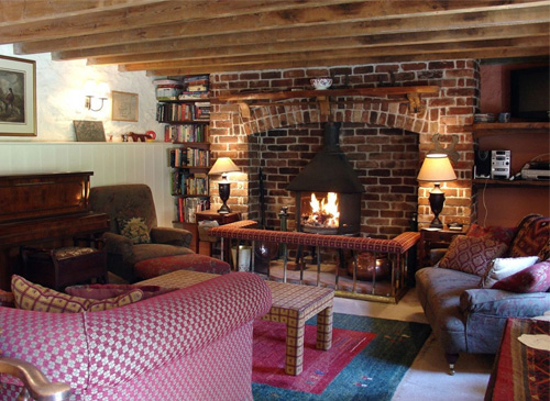 Holidays  in Manaccan - Helford Estuary - Lizard Peninsula @ Hallowarren Barn