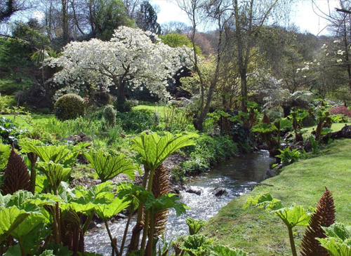 Holidays  in Manaccan - Helford Estuary - Lizard Peninsula @ Hallowarren Barn