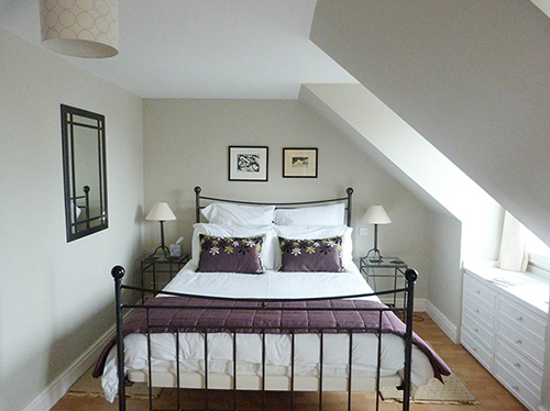 Highwood Main Bedroom - Holidays in Looe Cornwall