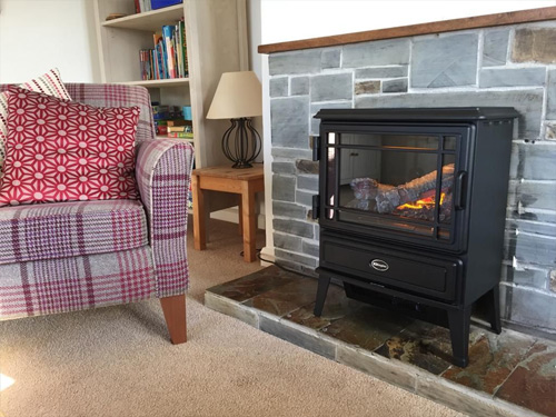 Hill Rise sleeps 6 with sea views Trevone Padstow