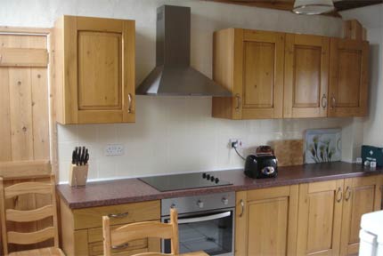 lewannick barn Kitchen Lewannick Farm Cottages Holywell Bay 