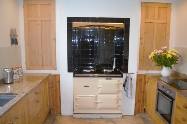 Kitchen @ Linkside Holidays in Trebetherick