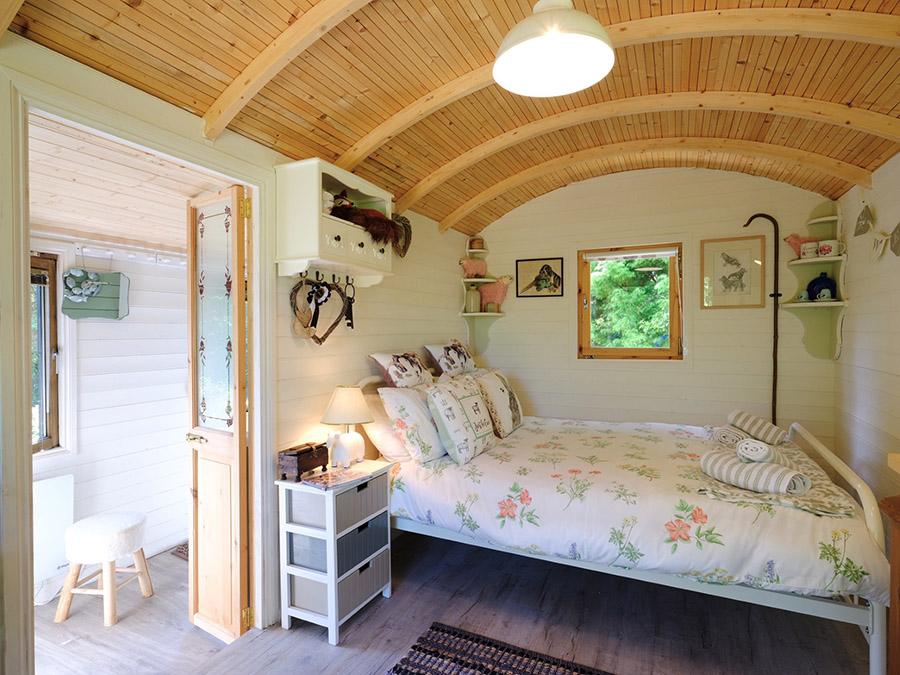 the Bedroom at Foxys Shepherd's Hut Glamping Self-catering between St Ives and Penzance