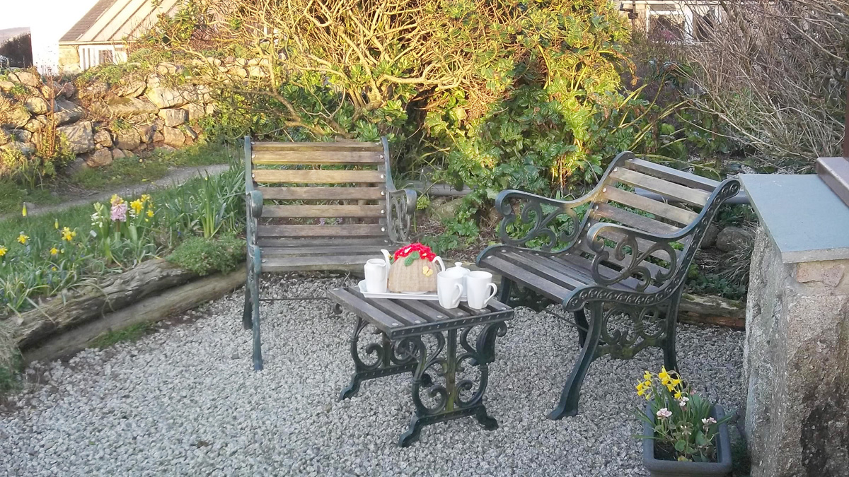 Relax in the sun at Little Gurnards Holiday Cottage at Zennor