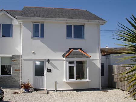 Self Catering Accommodation Harlyn Bay Padstow Cornwall