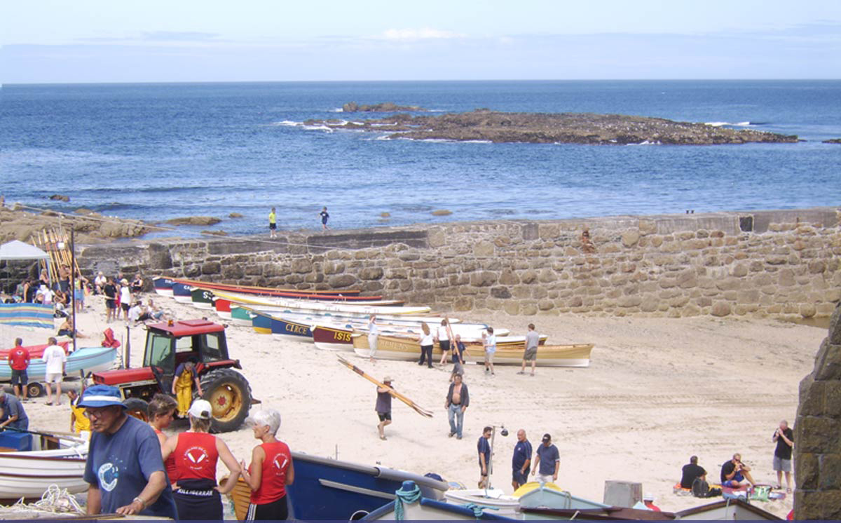 Lands End Holiday Lets Mousehole Penzance Holiday Lets Meadowside Rooms with mini breakfast