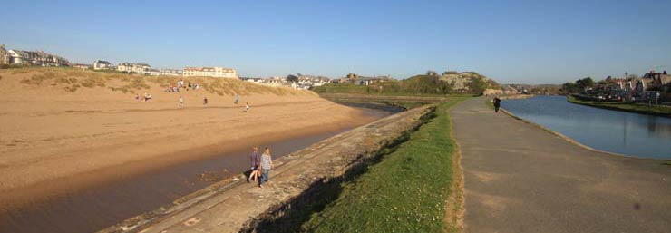 Bude Canal looking towards the castle