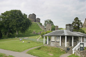 Entrance gate to Launceston castle