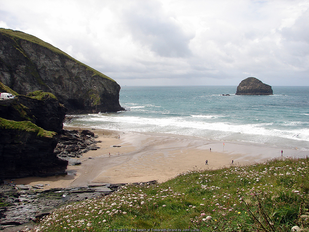 Trebarwith Strand at low tide with Gull Rock offshore