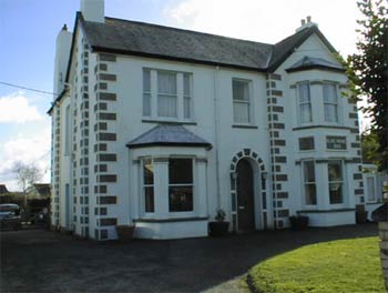 Olive House Rock holiday Home in Rock - Camel Estuary - Sleeps 12 People