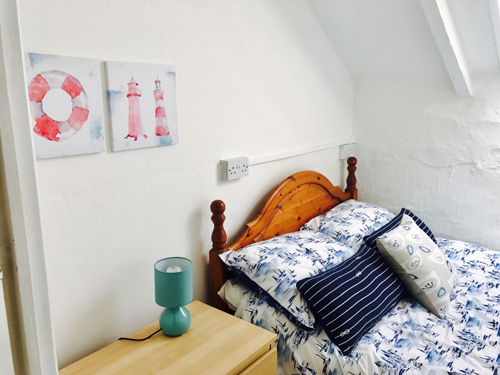 Piskey Cottage Portreath - Bedroom 