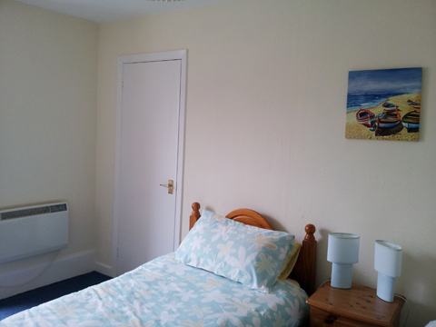 Twin Room Portmellon Break - nr Mevagissey