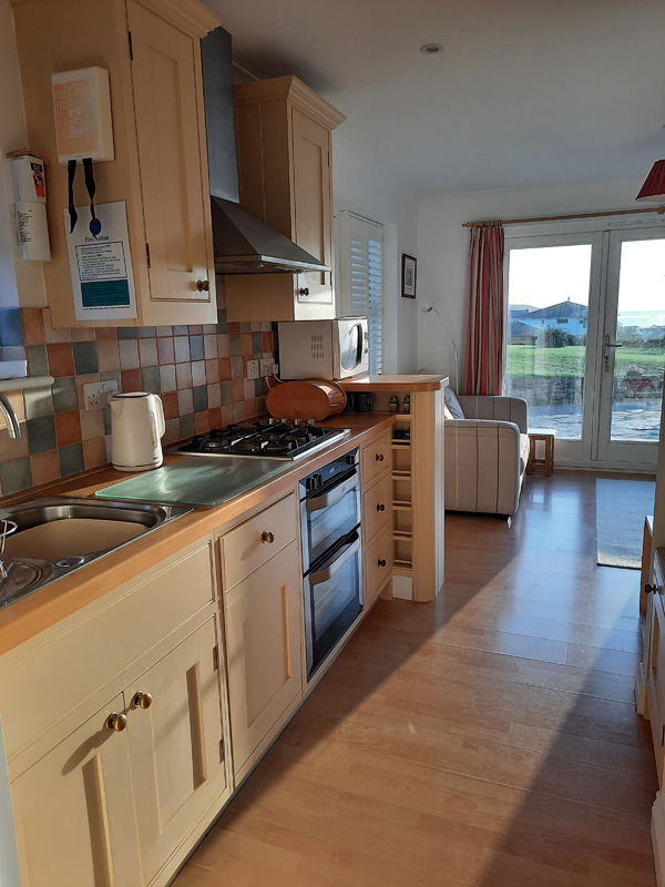 *Self-catering stays in Trevone Bay @ Puffins Wing kitchen  