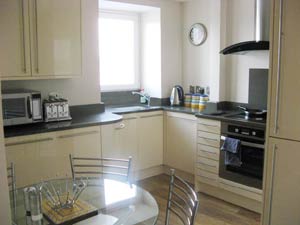 Quarter Deck Apartments - Self Catering in Porth