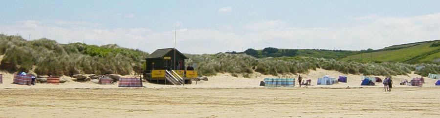 Mawgan Porth Beach