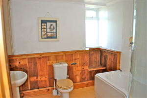 Scarrabine Farmhouse, self catering Port Quin, Tintagel, 